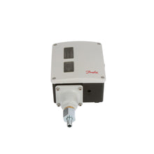 Load image into Gallery viewer, Danfoss 017-525566